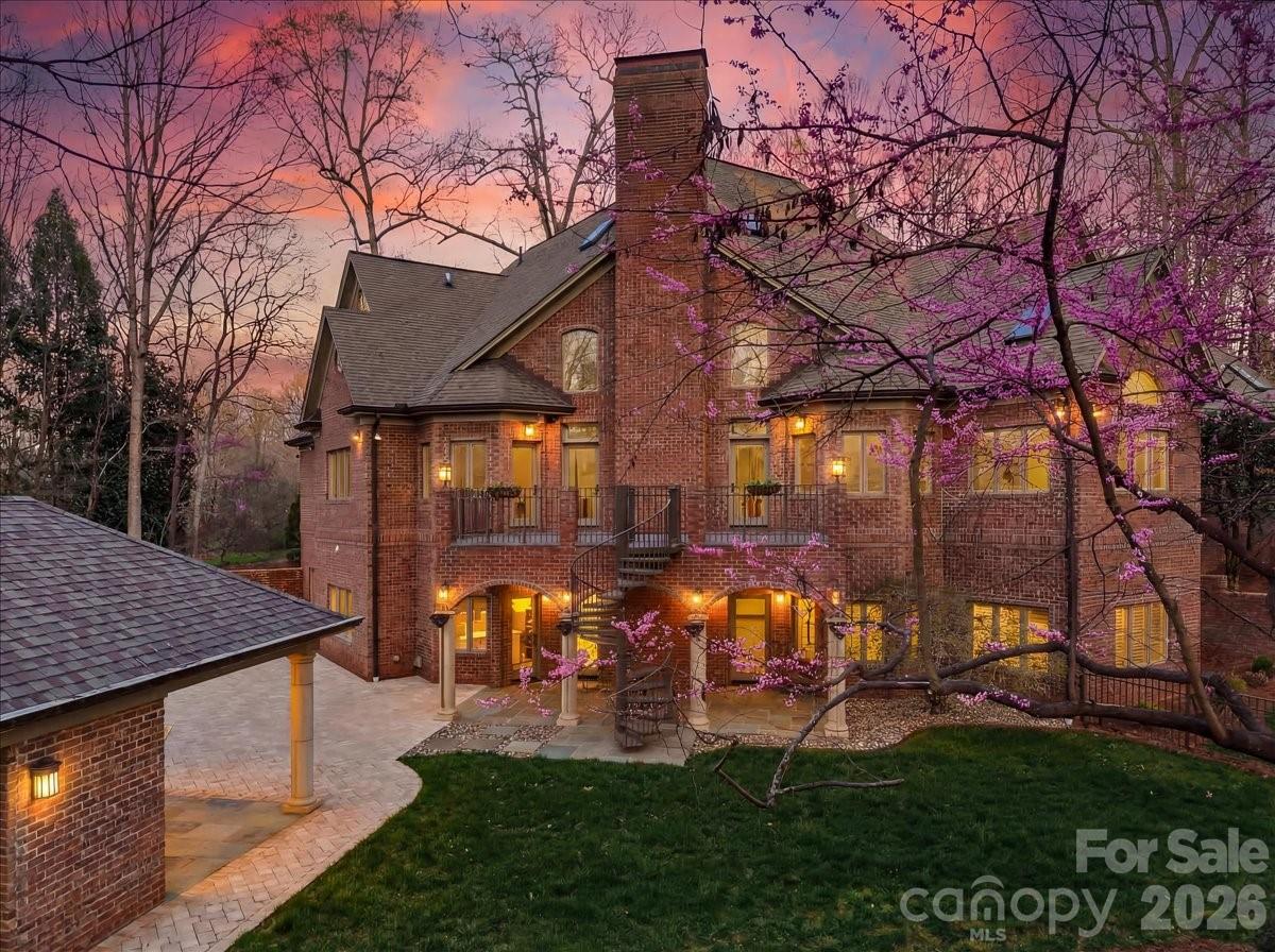 1043 Rolling Green Drive Newton NC 28658