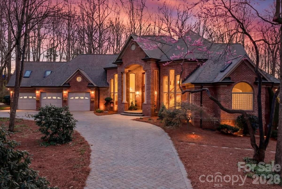 1043 Rolling Green Drive Newton NC 28658