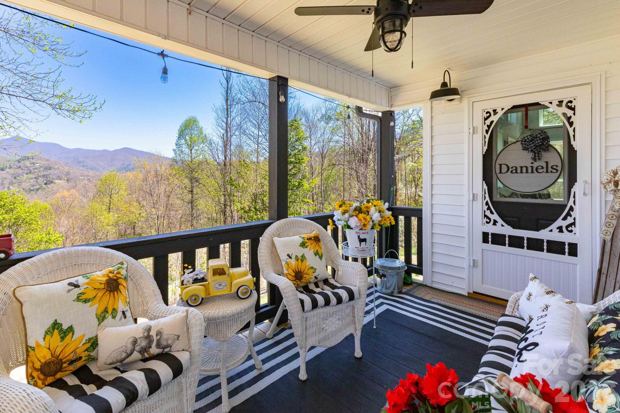 153 Fairlane Loop Whittier NC 28789