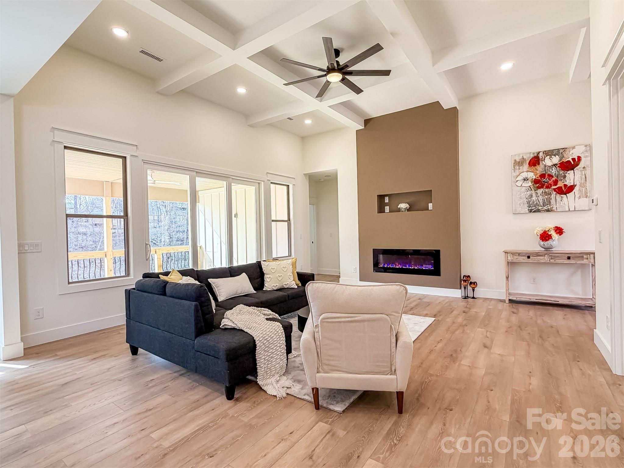 1322 Kensington Circle Newton NC 28658