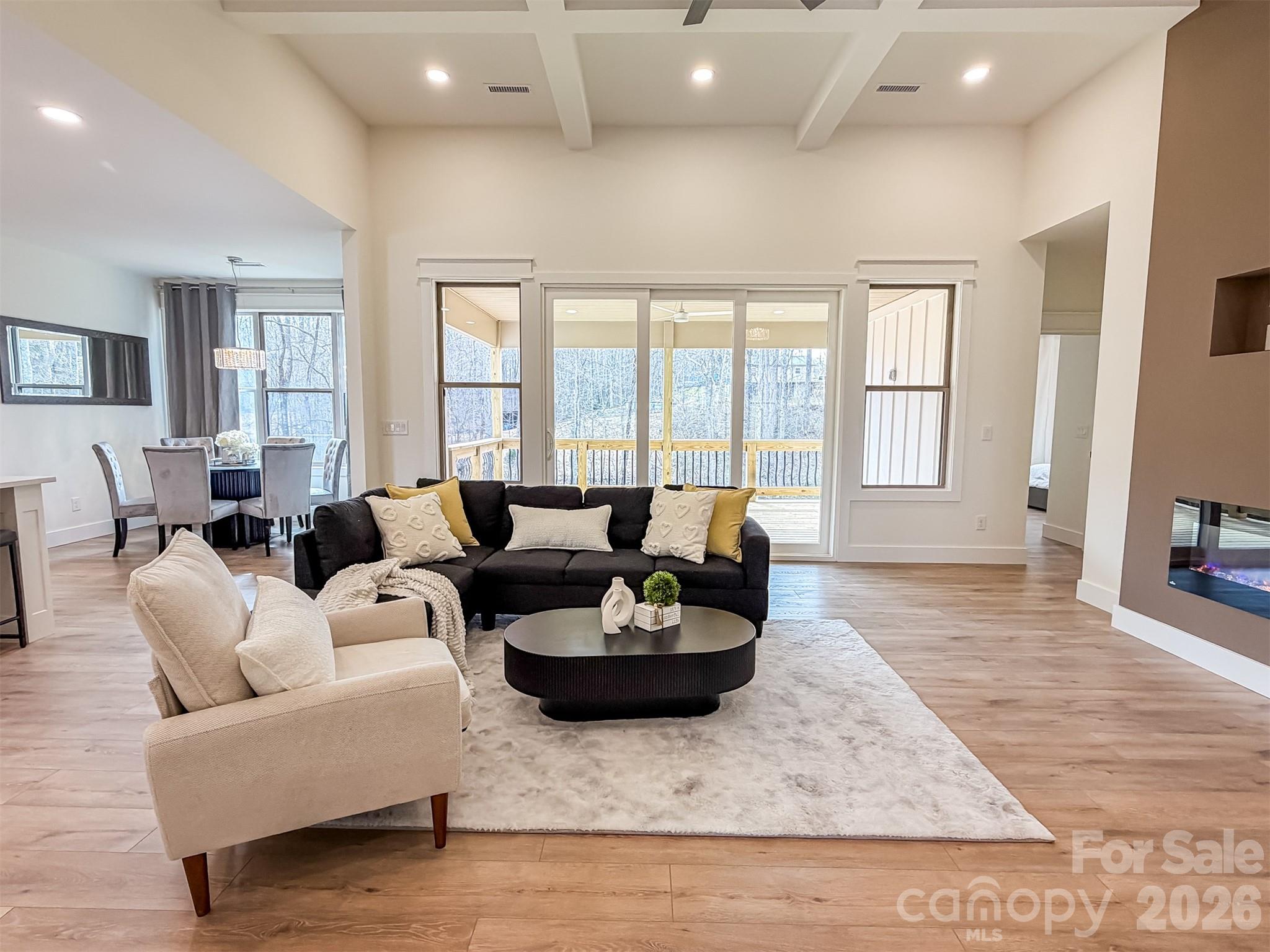 1322 Kensington Circle Newton NC 28658