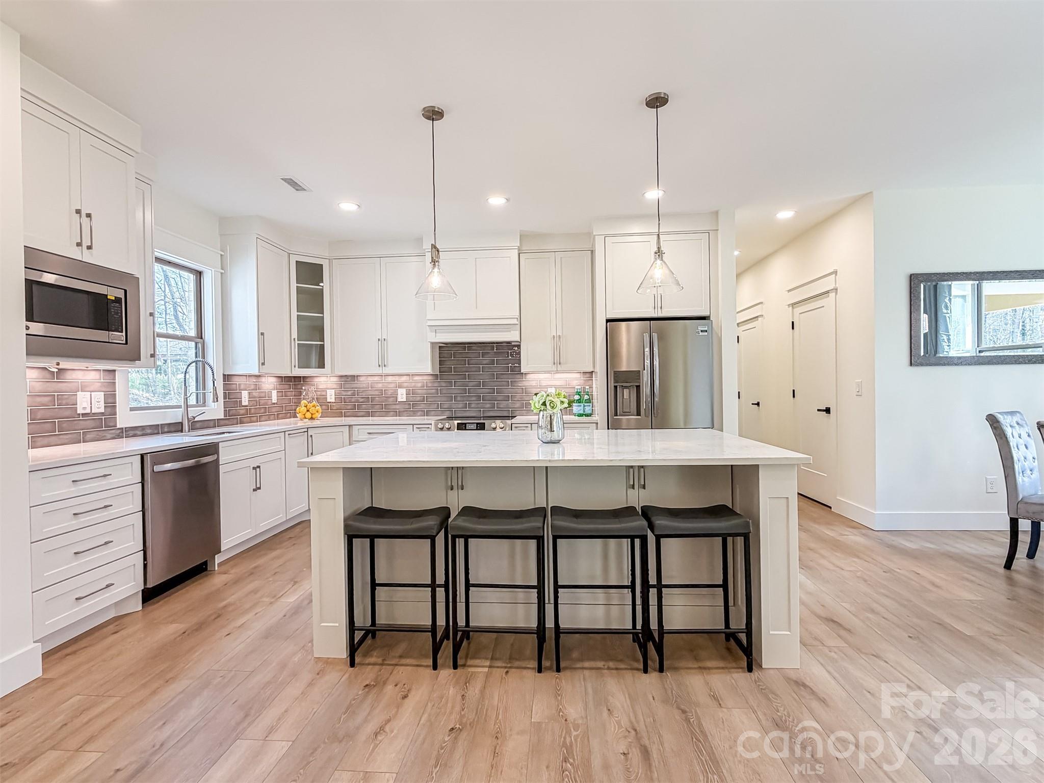 1322 Kensington Circle Newton NC 28658