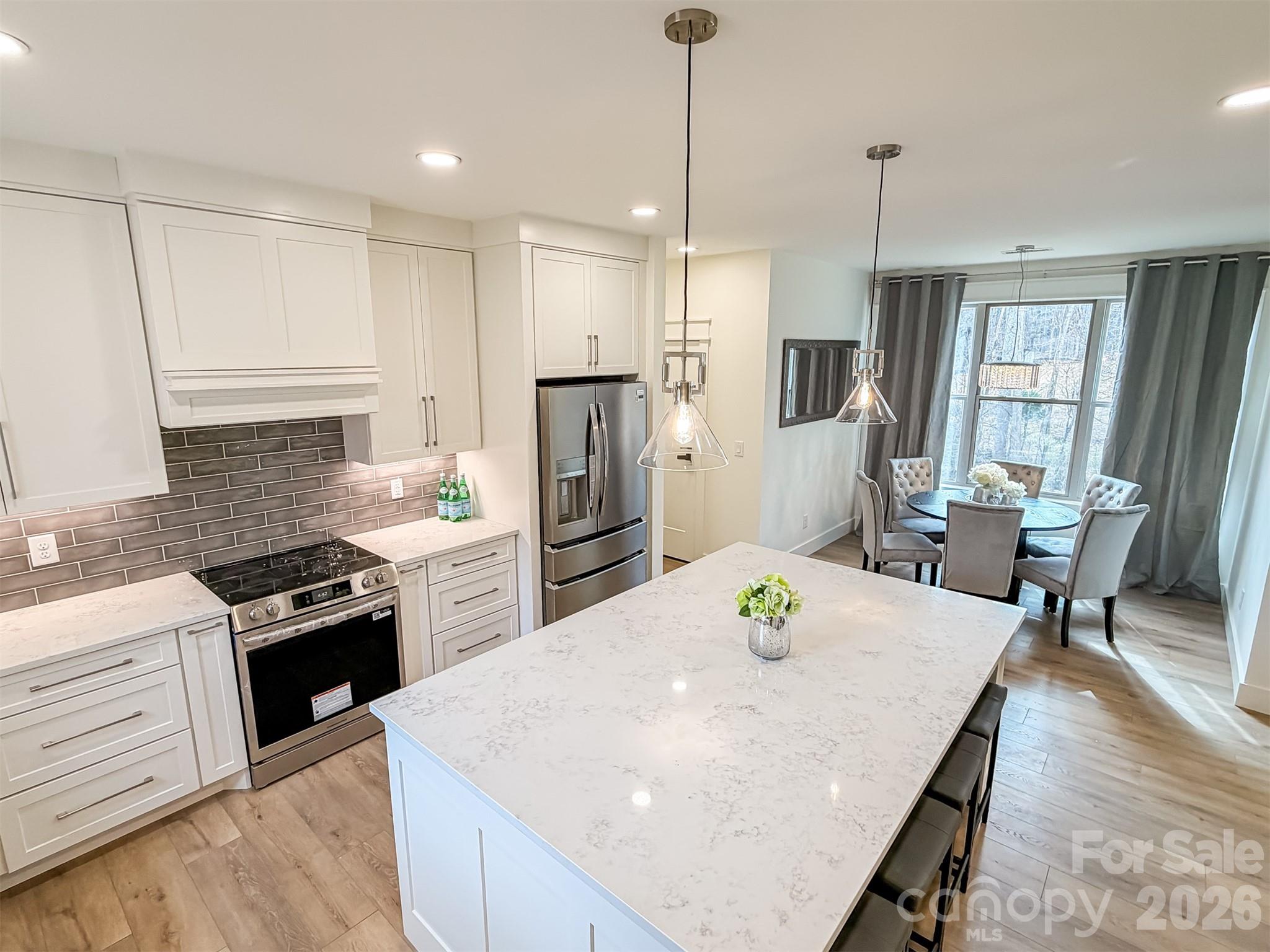 1322 Kensington Circle Newton NC 28658