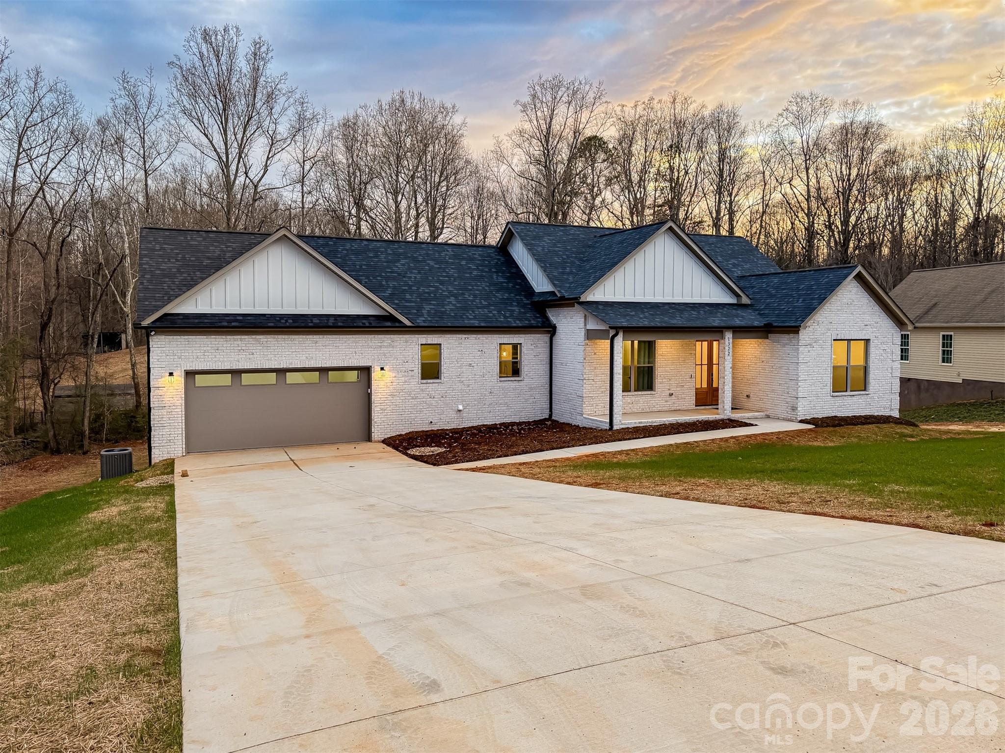 1322 Kensington Circle Newton NC 28658