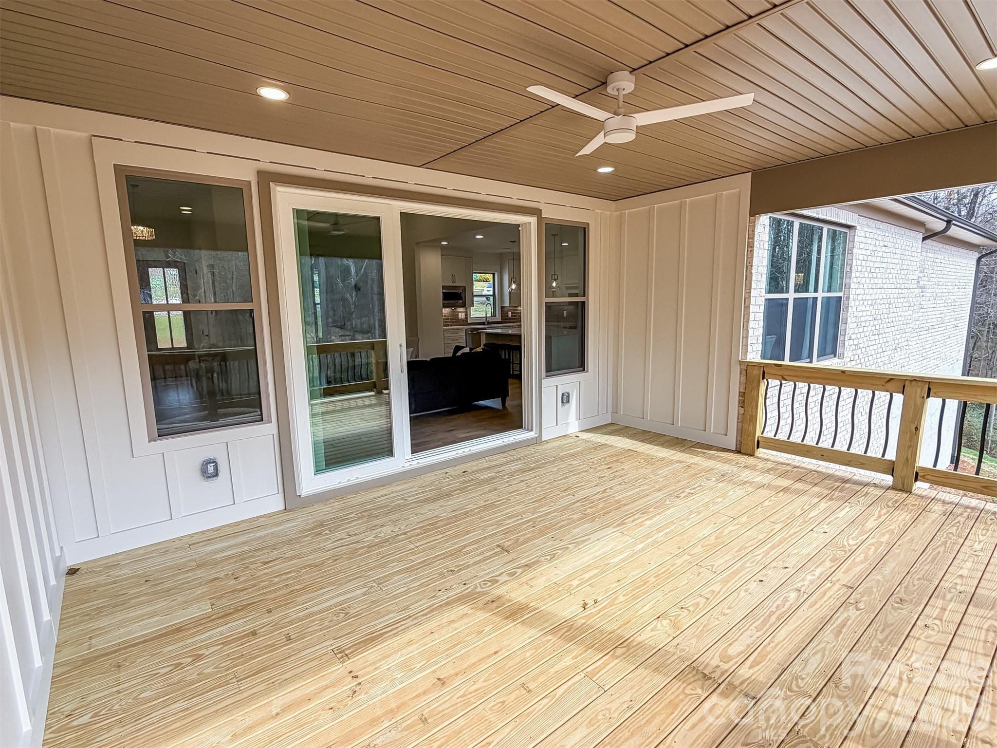 1322 Kensington Circle Newton NC 28658