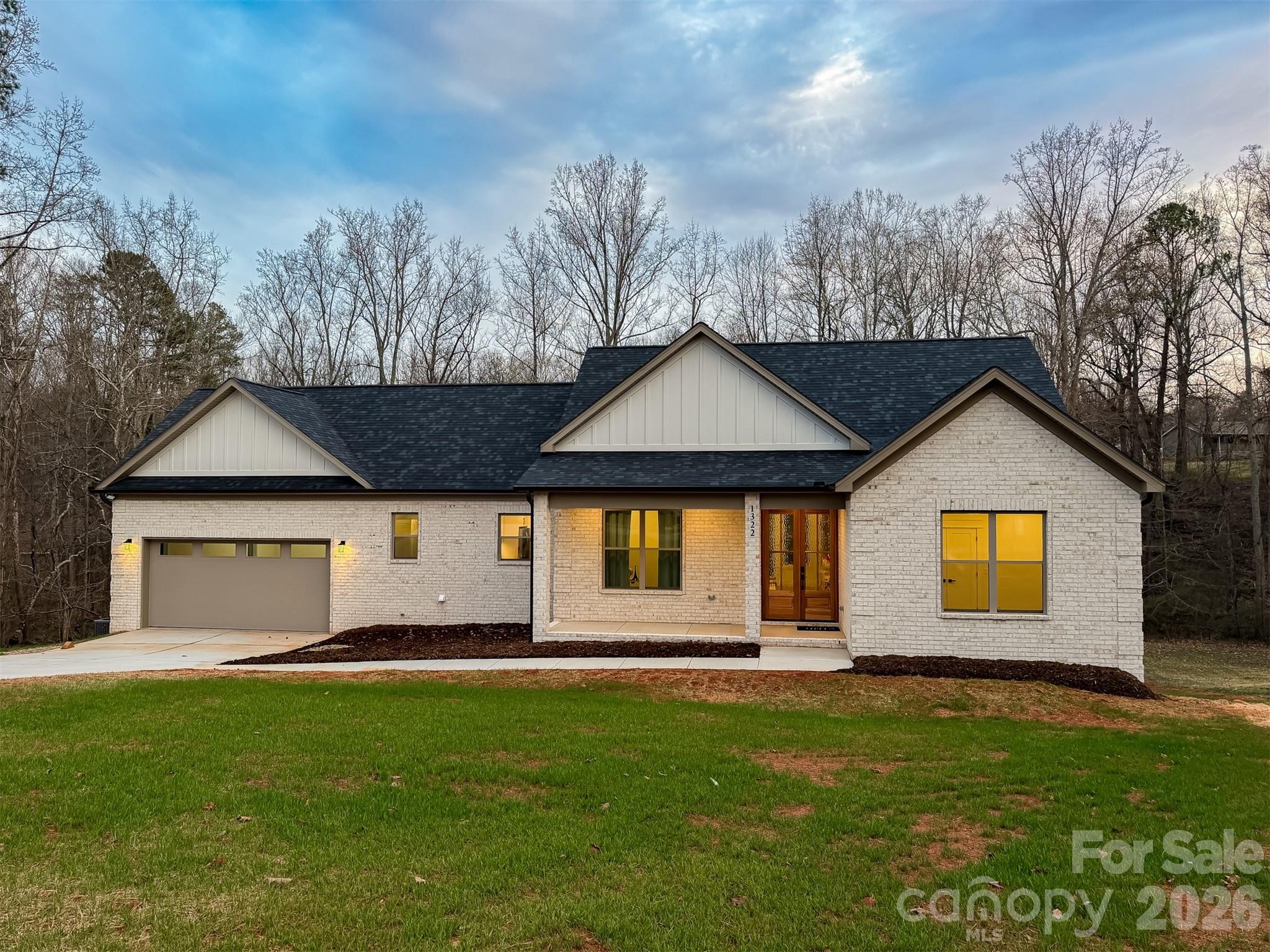 1322 Kensington Circle Newton NC 28658