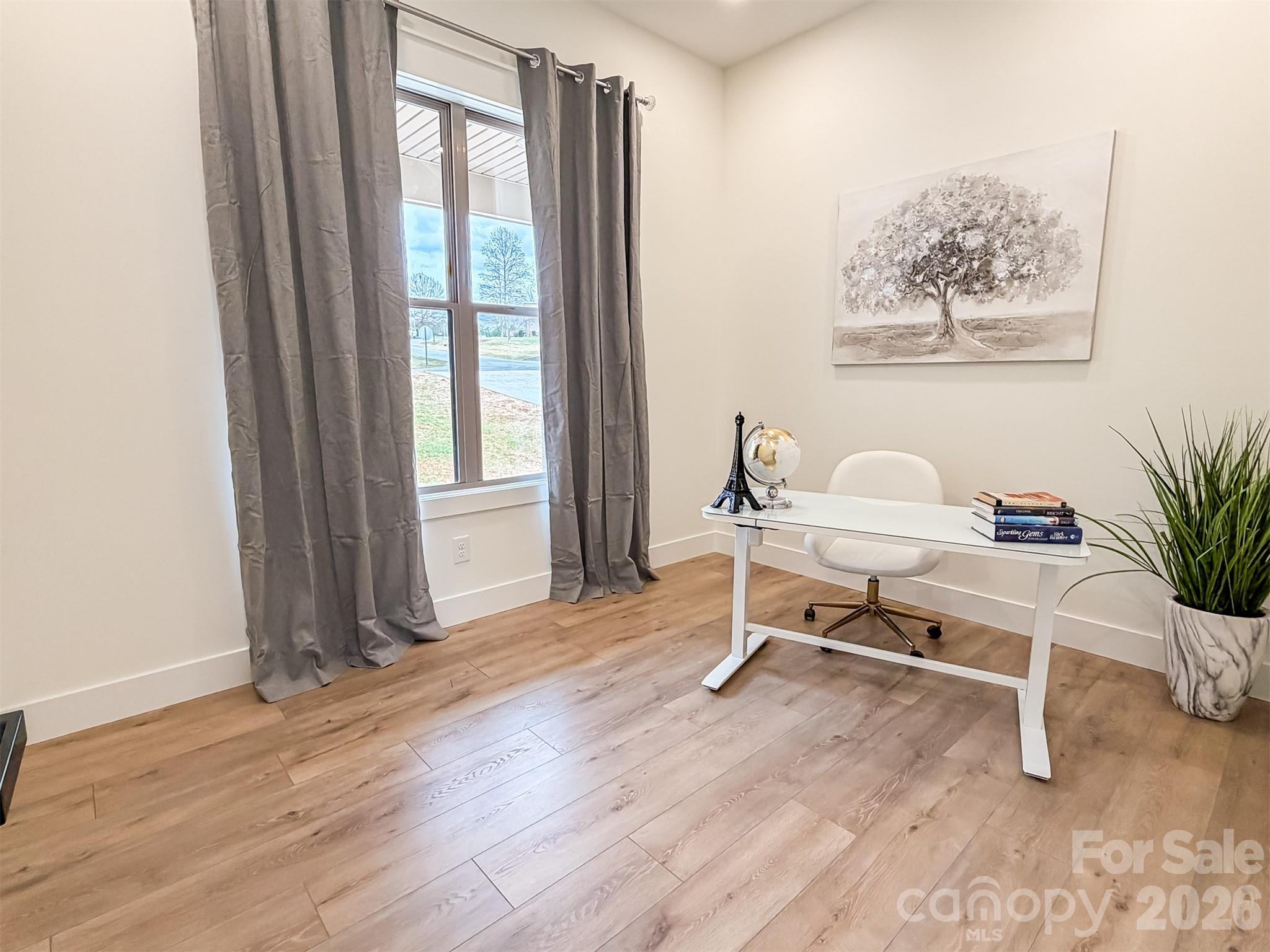 1322 Kensington Circle Newton NC 28658