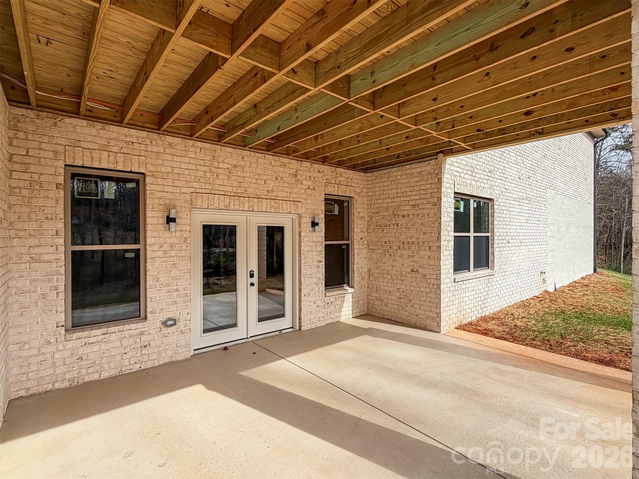 1322 Kensington Circle Newton NC 28658