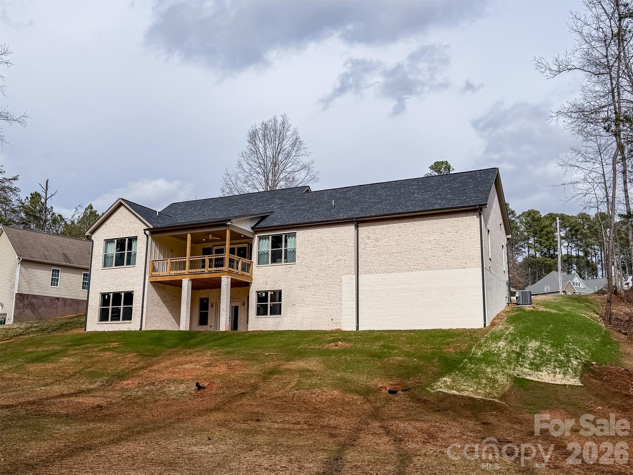 1322 Kensington Circle Newton NC 28658