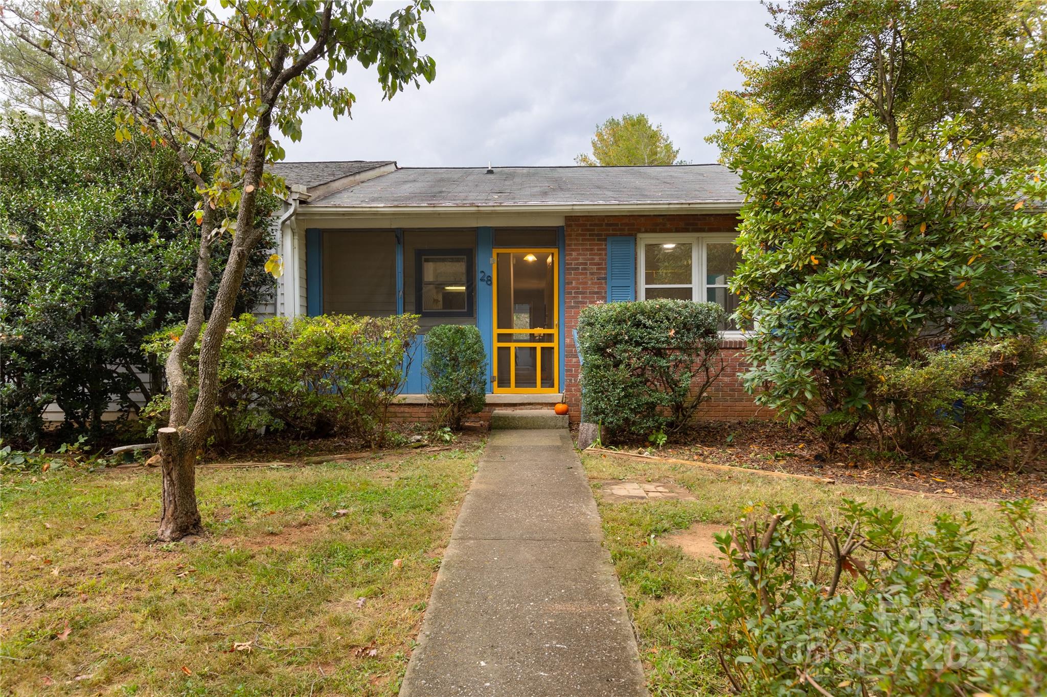 28 Spears Avenue Asheville NC 28801