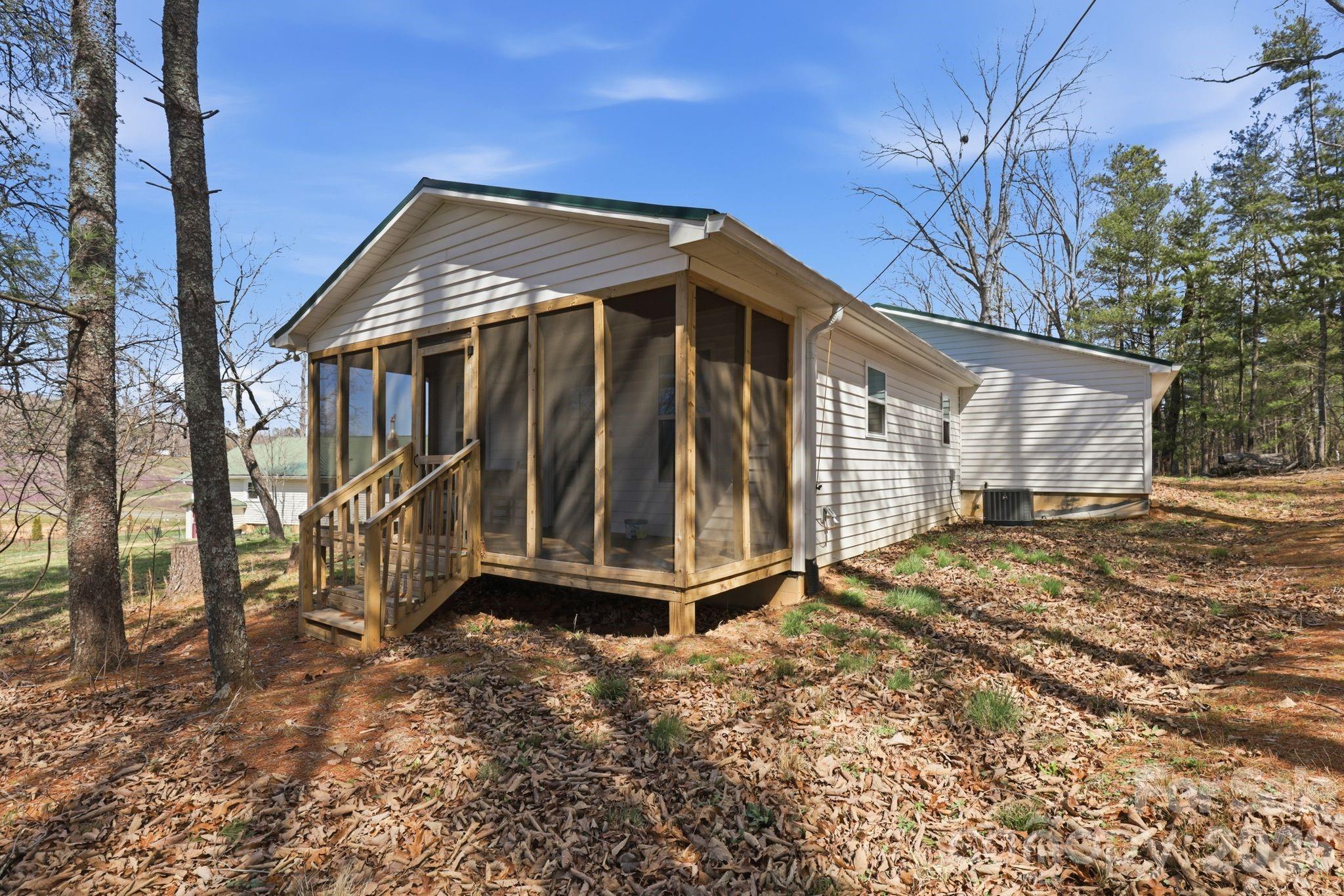 6998 Nobby Lail Road Connelly Springs NC 28612