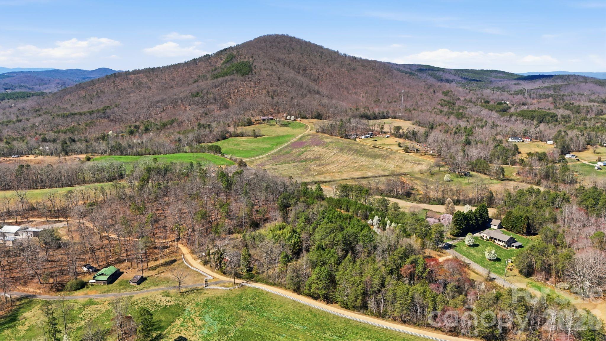 6998 Nobby Lail Road Connelly Springs NC 28612