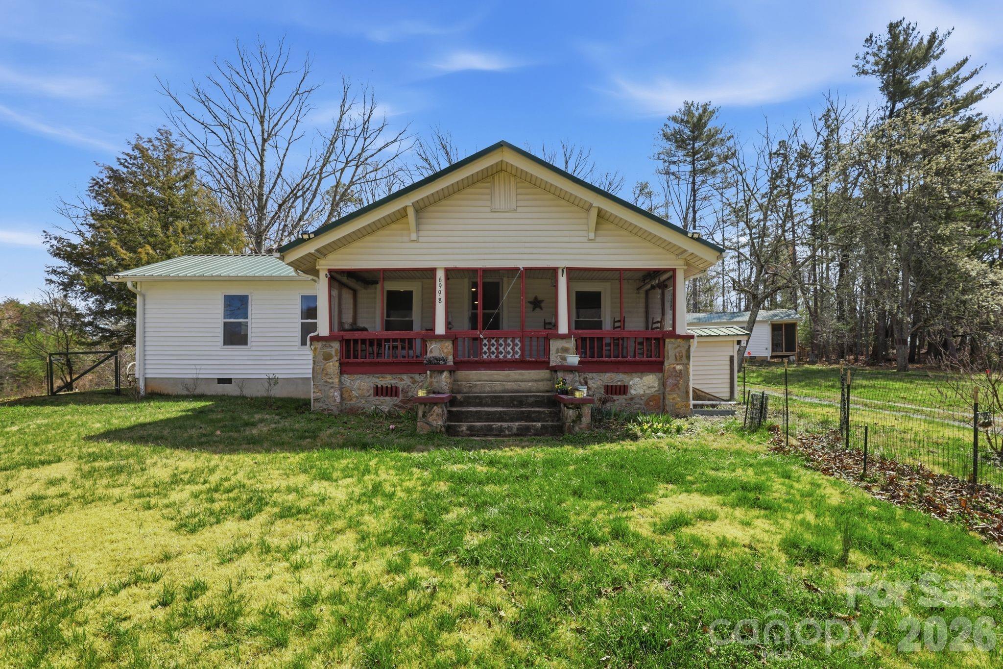 6998 Nobby Lail Road Connelly Springs NC 28612