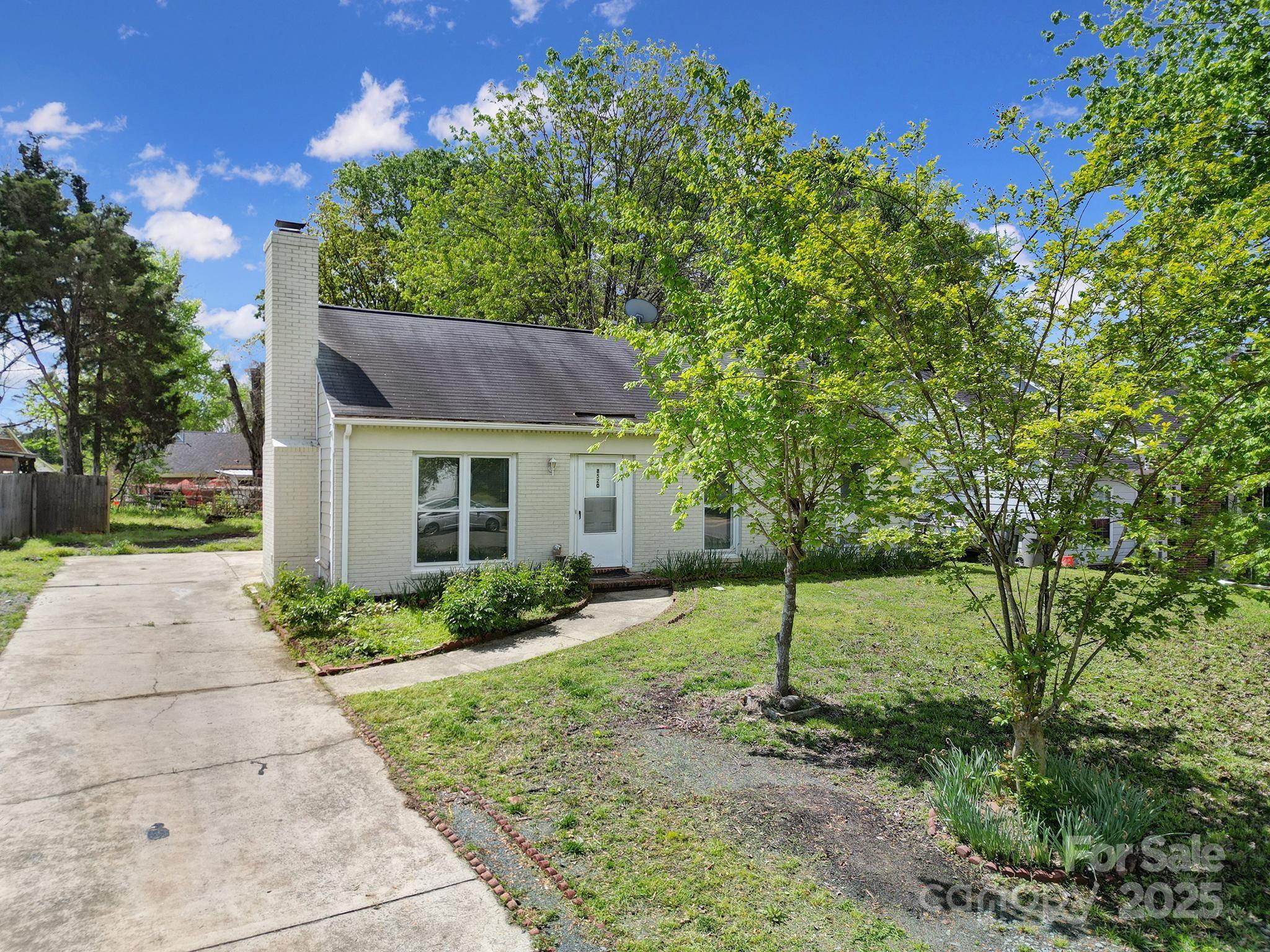 8520 Mission Hills Road Charlotte NC 28227