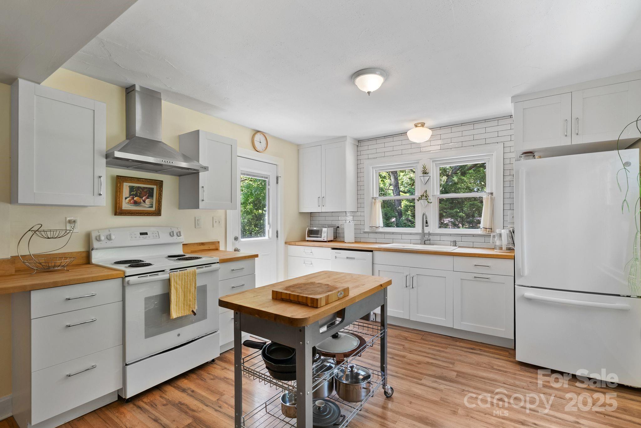 1215 Upper Brush Creek Road Fairview NC 28730