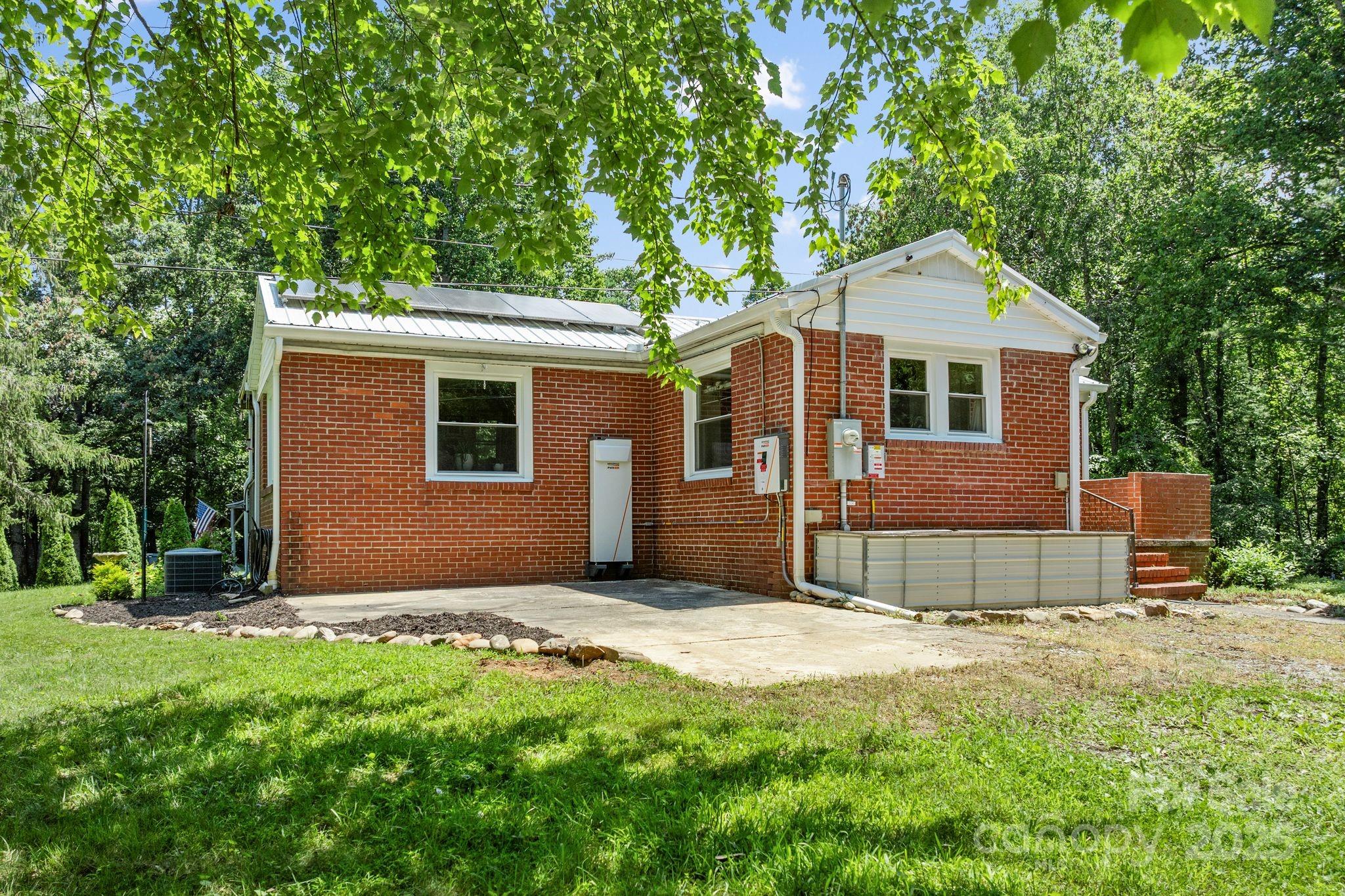 1215 Upper Brush Creek Road Fairview NC 28730