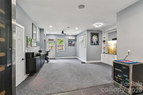 8 Apple Lane Asheville NC 28804