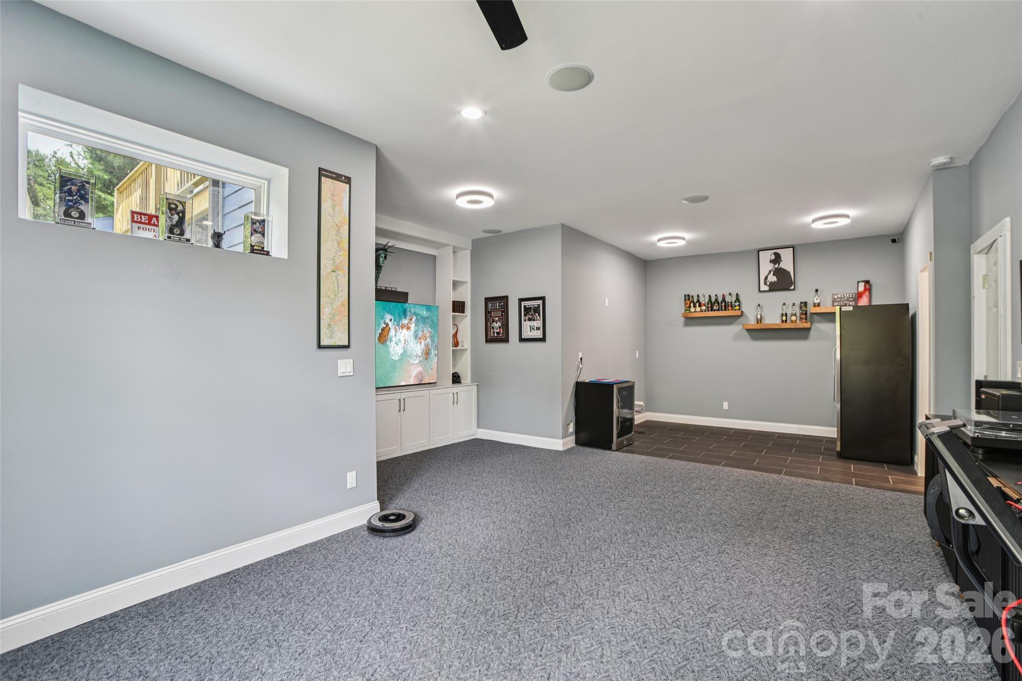 8 Apple Lane Asheville NC 28804