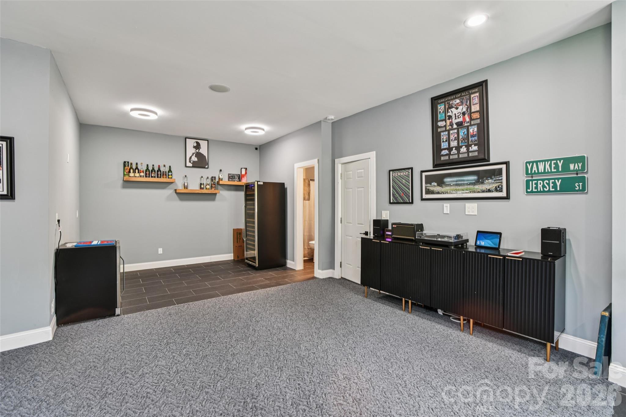 8 Apple Lane Asheville NC 28804