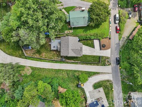 8 Apple Lane Asheville NC 28804