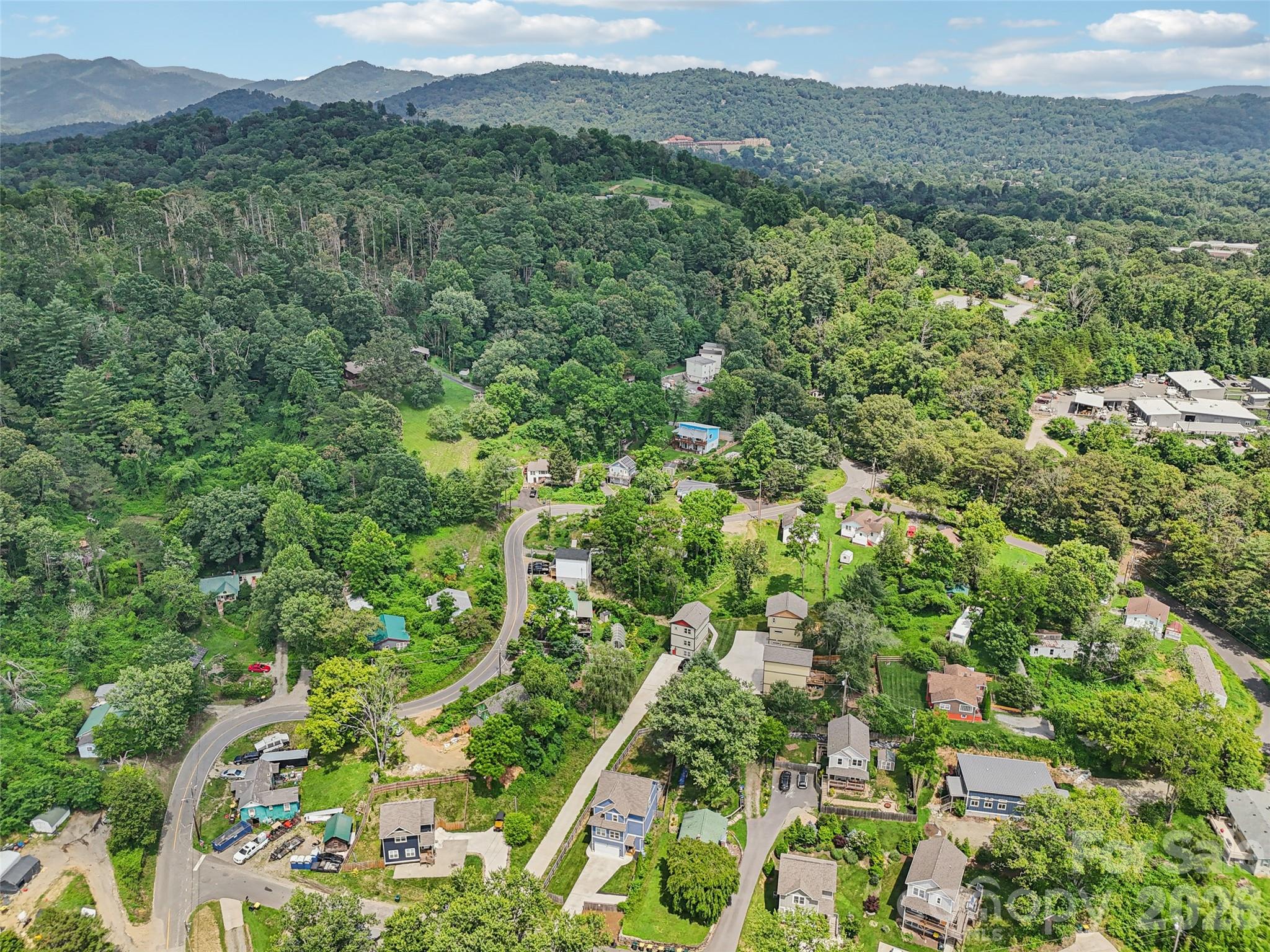 8 Apple Lane Asheville NC 28804