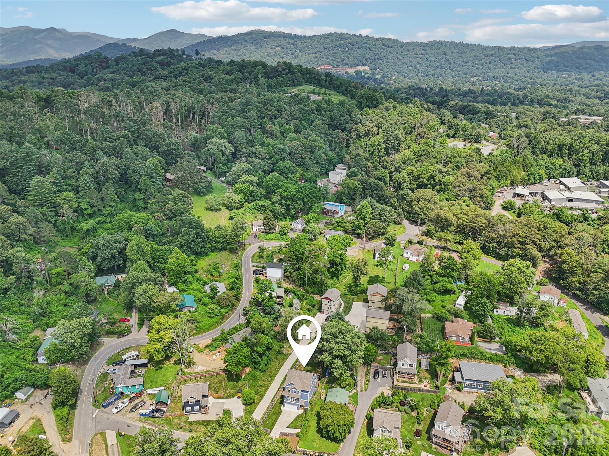 8 Apple Lane Asheville NC 28804