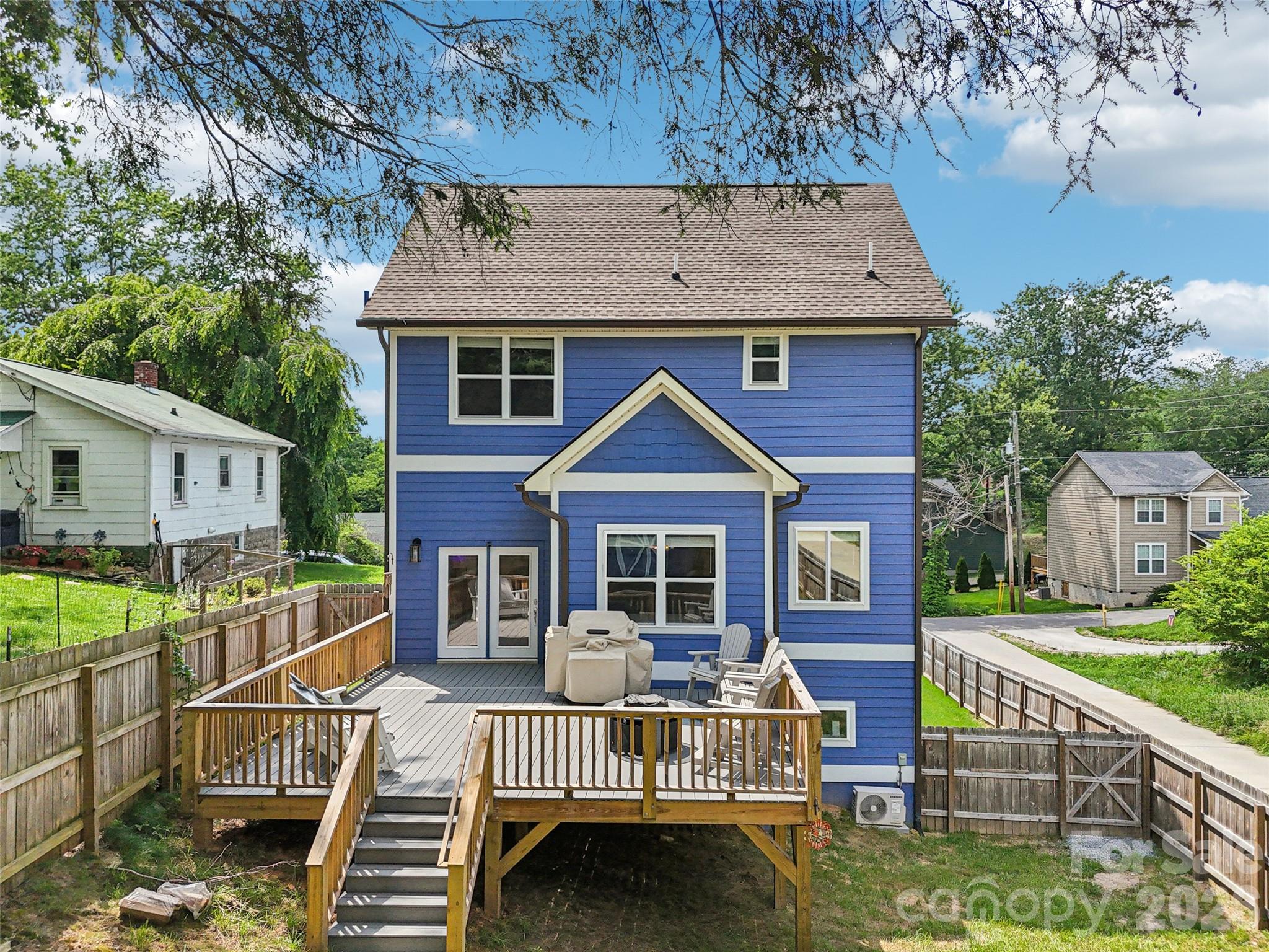 8 Apple Lane Asheville NC 28804