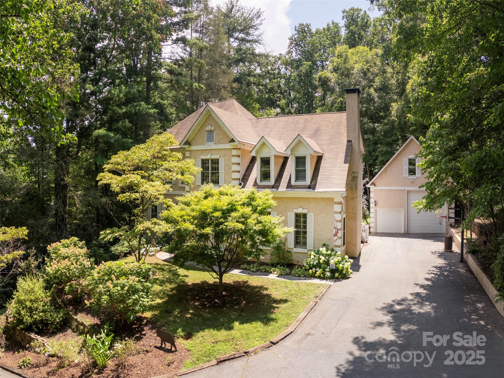 4 Silverstone Drive Asheville NC 28805