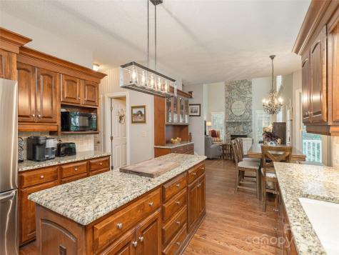 4 Silverstone Drive Asheville NC 28805