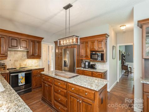 4 Silverstone Drive Asheville NC 28805