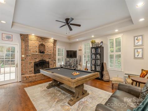 4 Silverstone Drive Asheville NC 28805