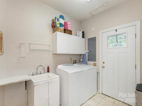 4 Silverstone Drive Asheville NC 28805