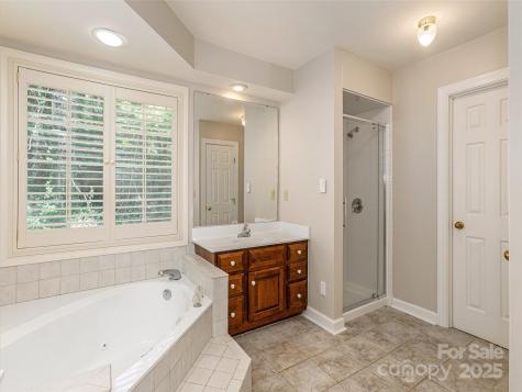 4 Silverstone Drive Asheville NC 28805