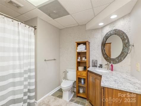 4 Silverstone Drive Asheville NC 28805