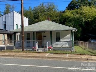 1906 Oaklawn Avenue Charlotte NC 28216