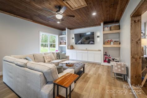 4447 Steeltown Road Lenoir NC 28645