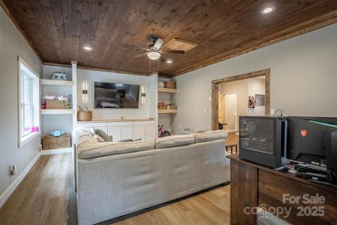4447 Steeltown Road Lenoir NC 28645