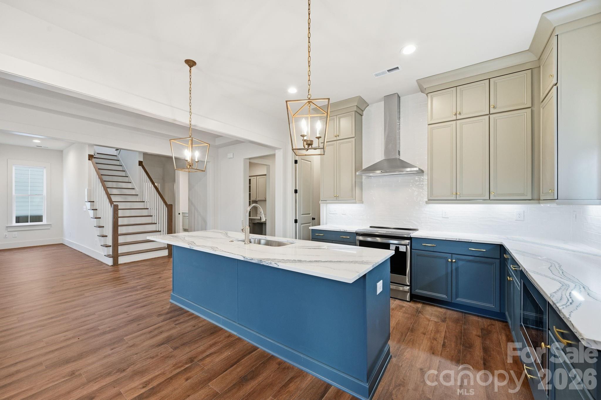 7237 Westrow Avenue Charlotte NC 28278