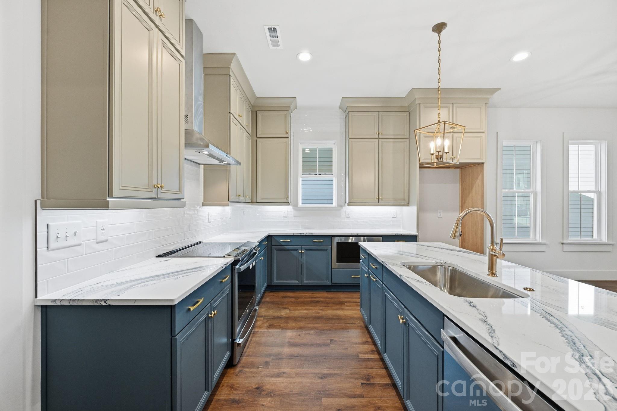 7237 Westrow Avenue Charlotte NC 28278