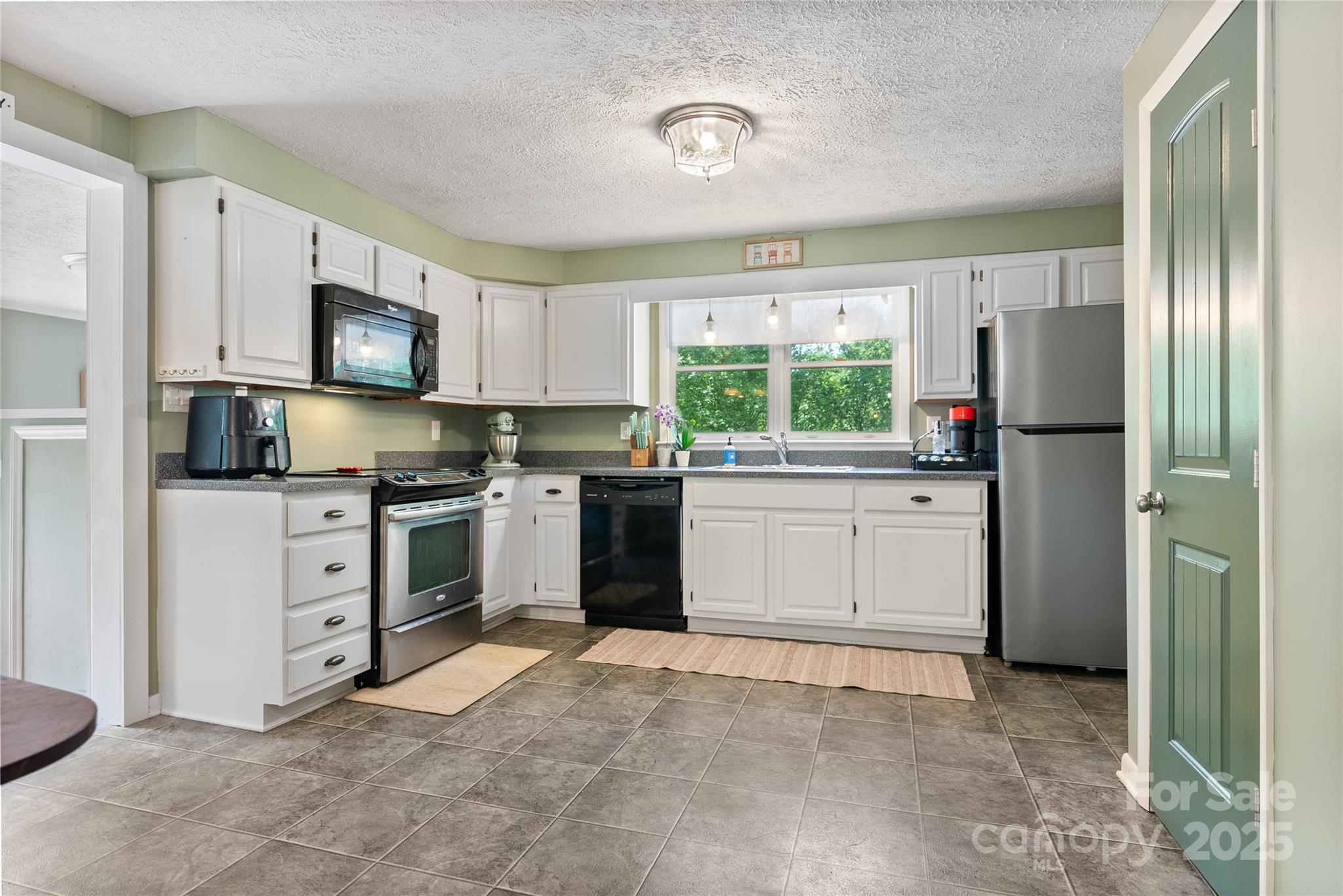 63 Mcdonald Road Arden NC 28704