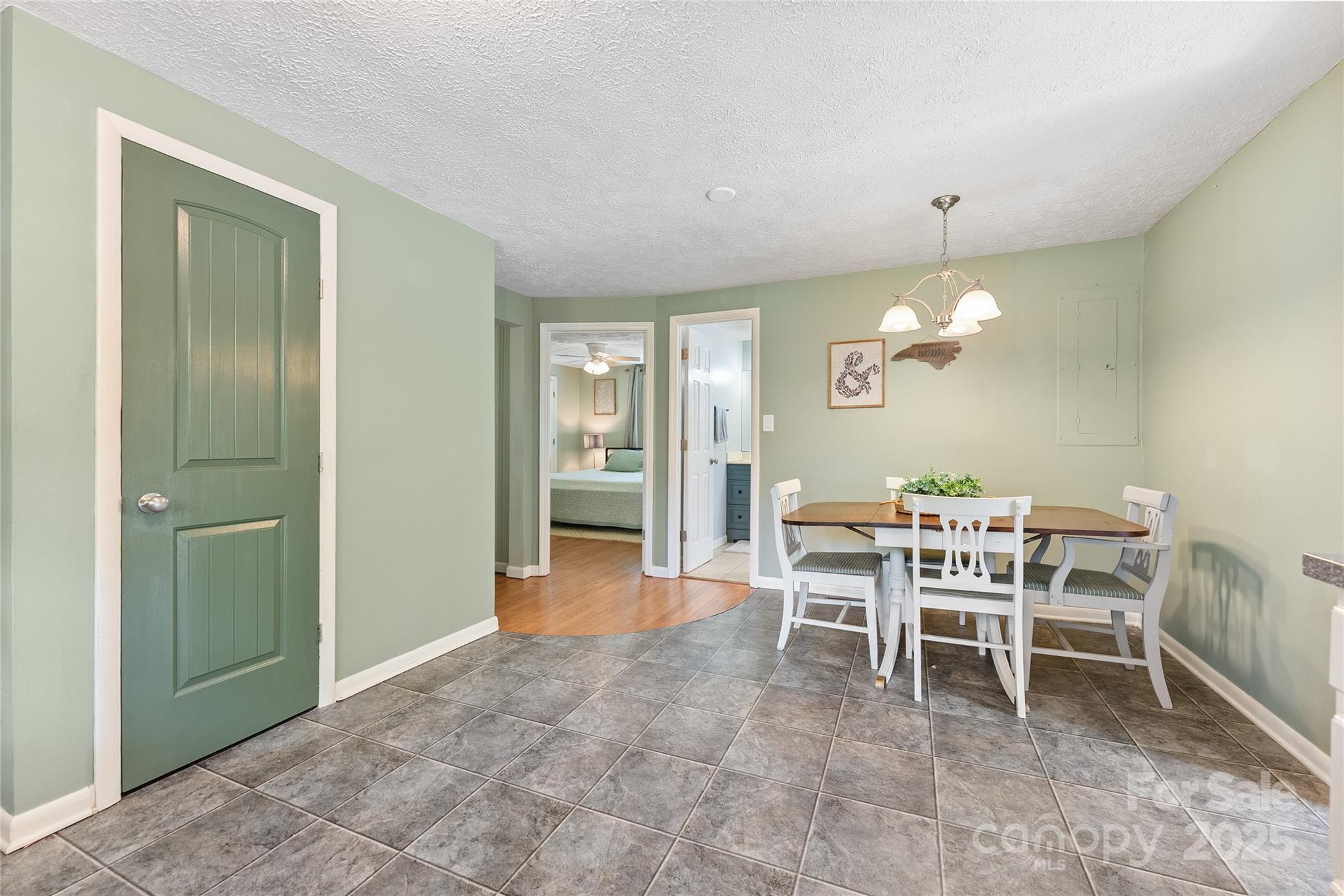 63 Mcdonald Road Arden NC 28704