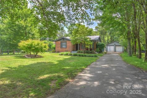 63 Mcdonald Road Arden NC 28704