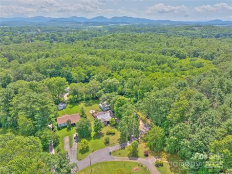 63 Mcdonald Road Arden NC 28704