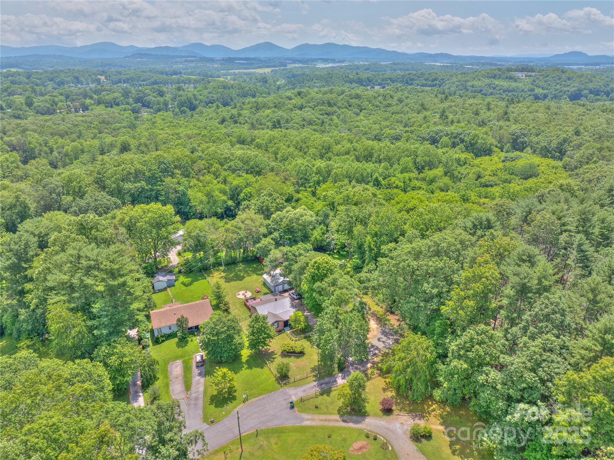 63 Mcdonald Road Arden NC 28704