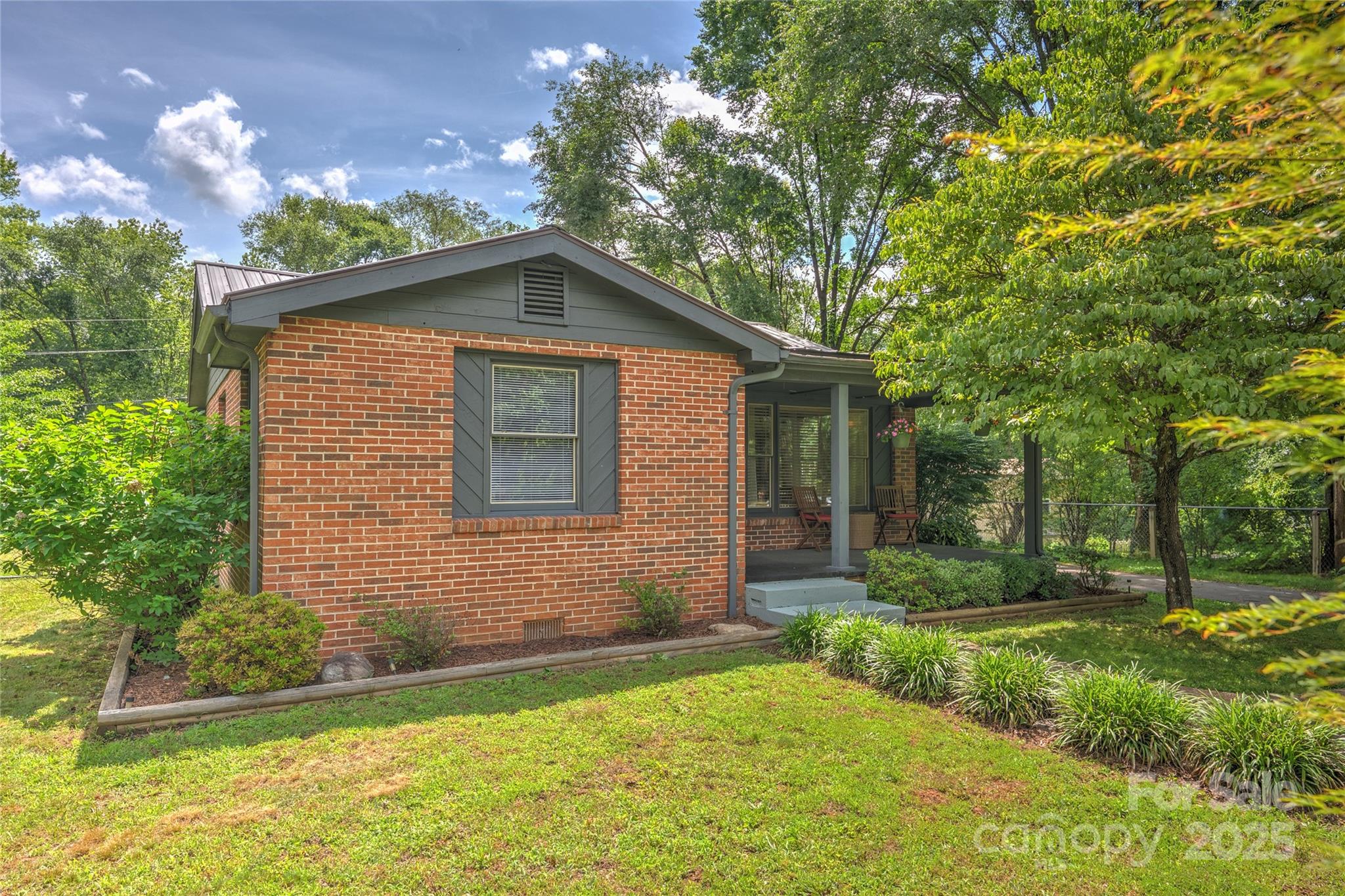 63 Mcdonald Road Arden NC 28704