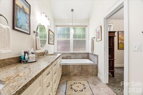 15 Quail Hollow Drive Arden NC 28704