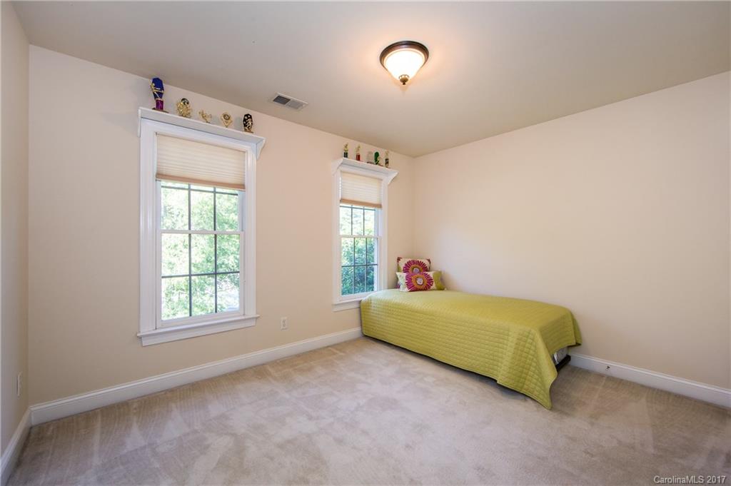 12528 Overlook Mountain Drive Charlotte NC 28216