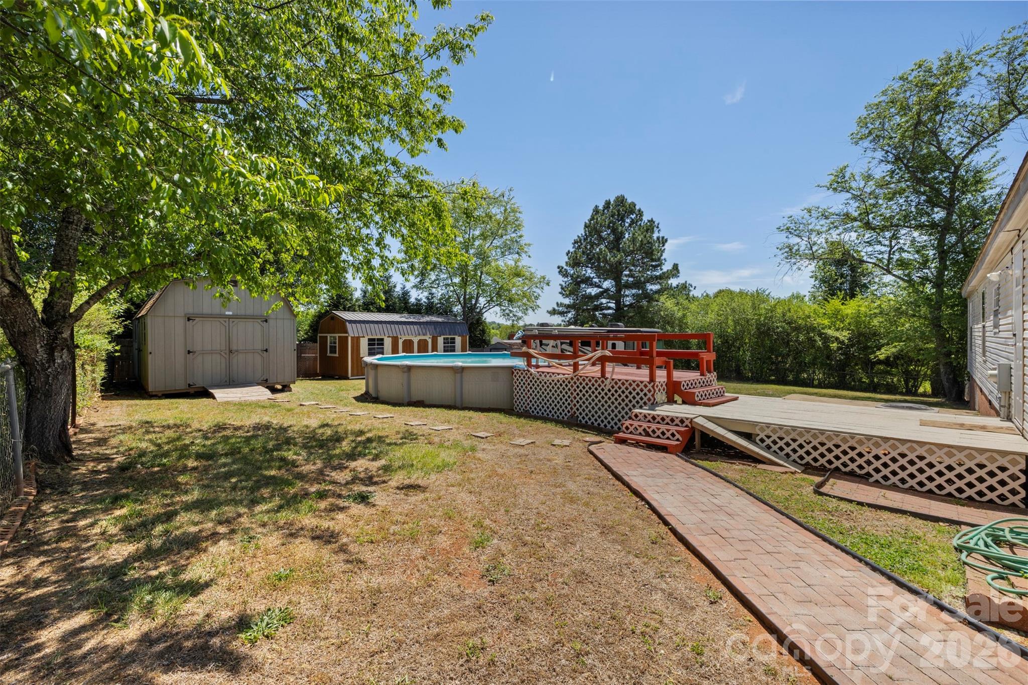2095 Wildwood Drive Hickory NC 28601