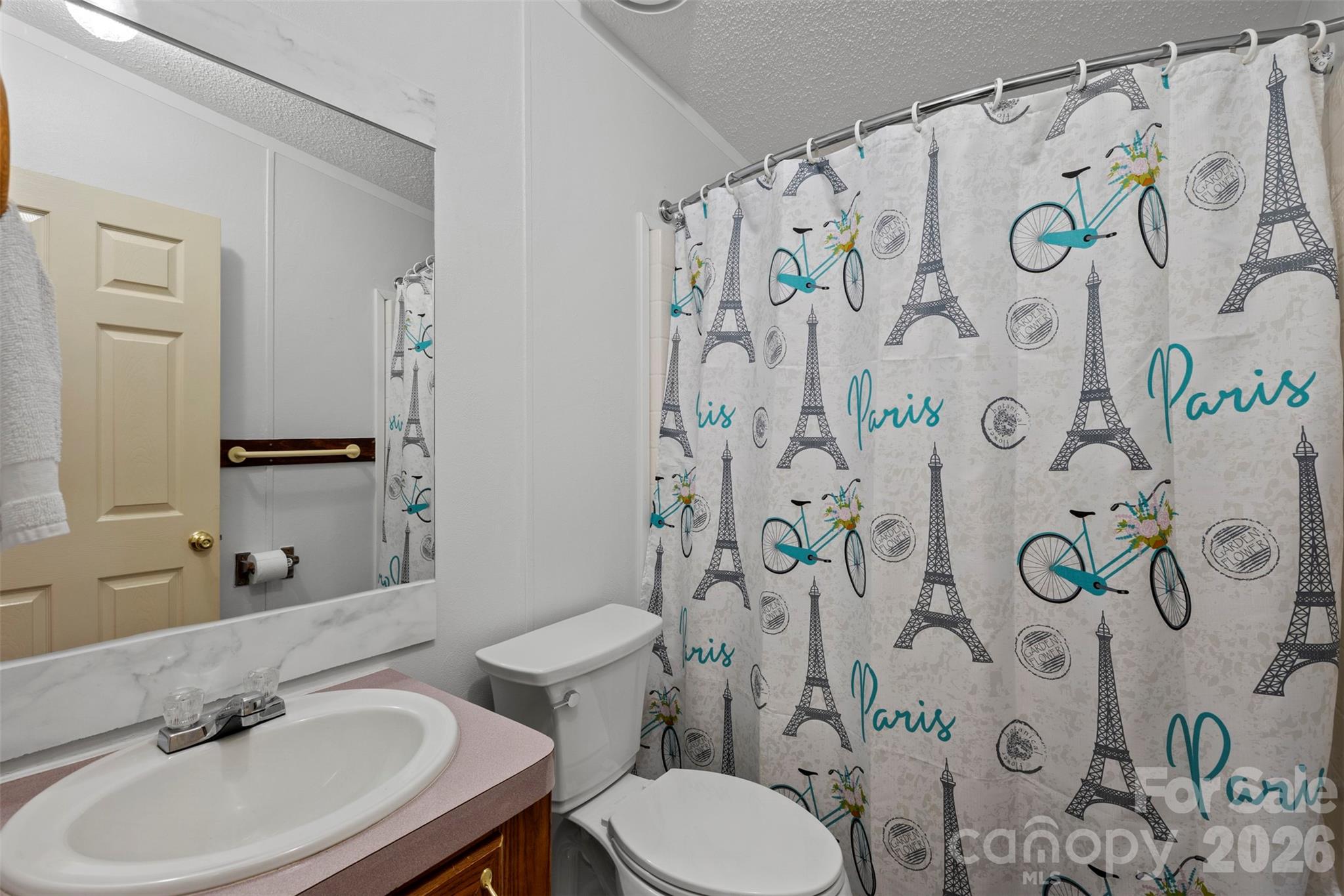2095 Wildwood Drive Hickory NC 28601