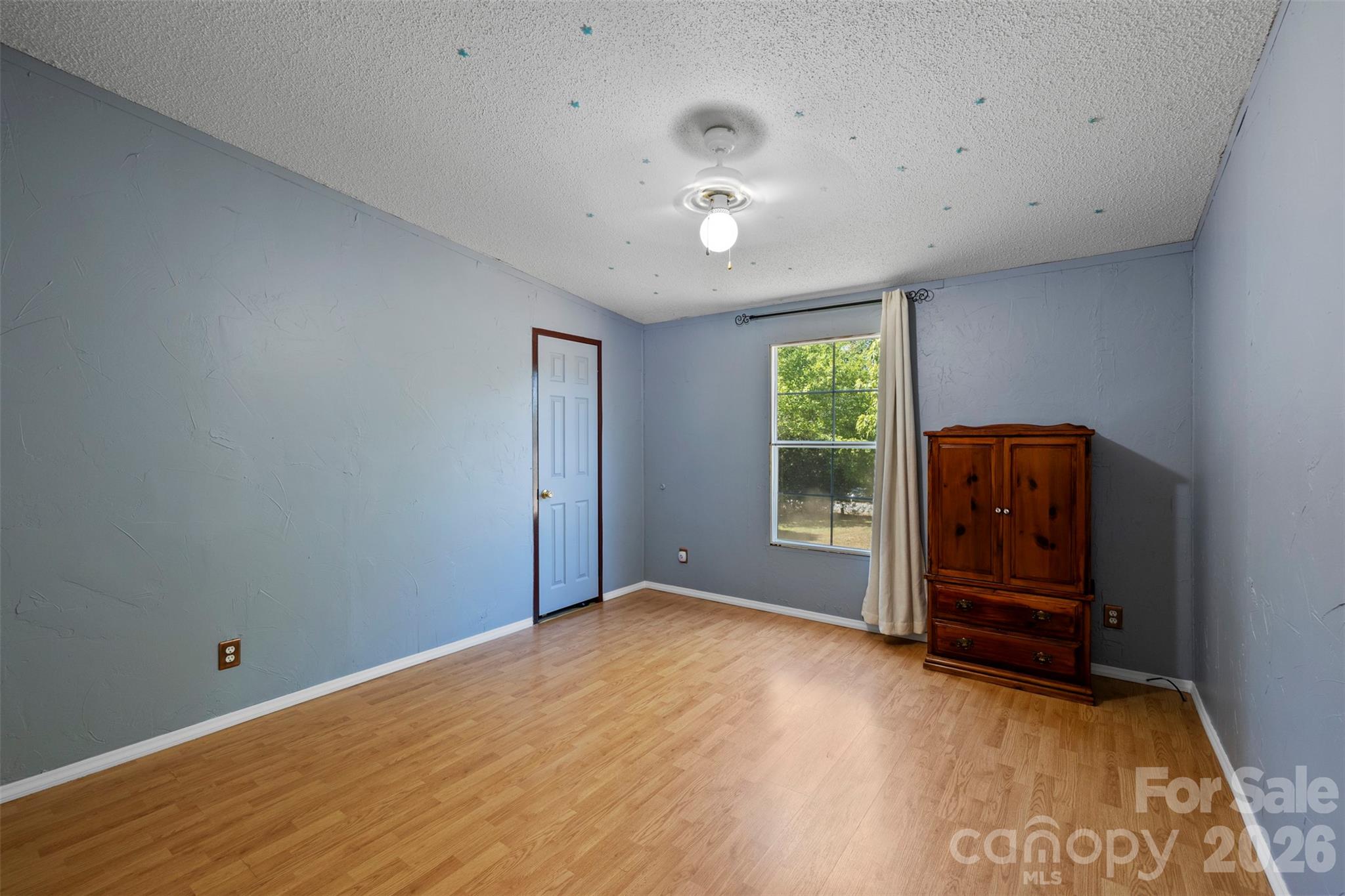 2095 Wildwood Drive Hickory NC 28601